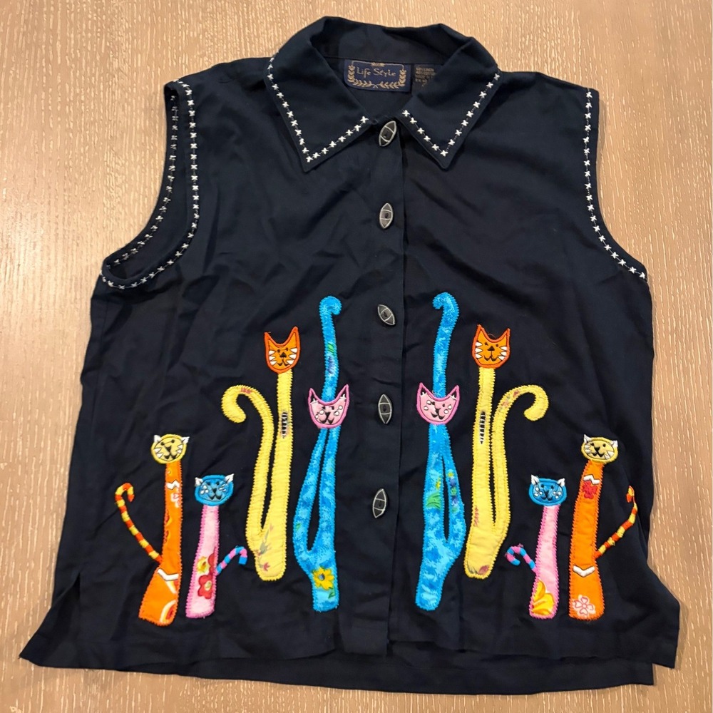 Vintage Life Style Cat Embroidered Linen Blend Sleeveless Button Up Top Large